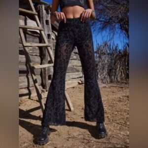 Romwe Gothic Floral Lace Flare Pants